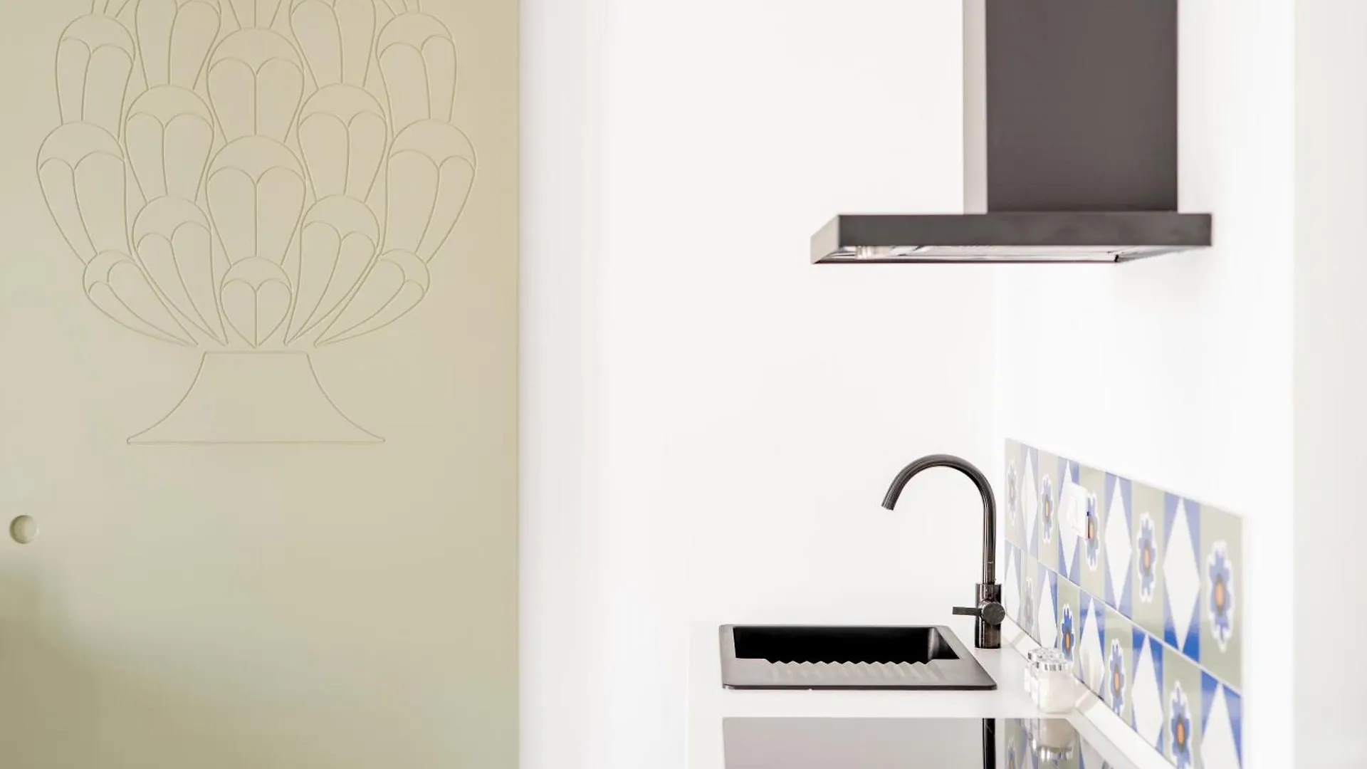 Eos Serenity Suites Syracuse 0*,  Italia